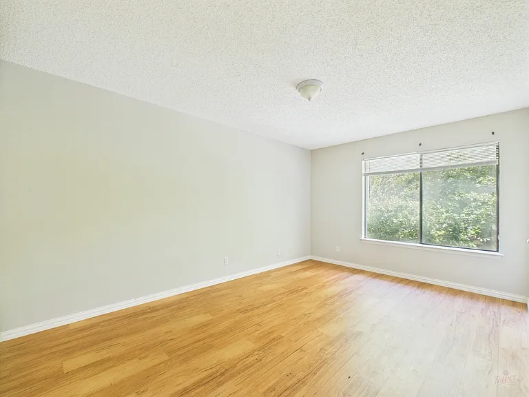 9520 Quail Village Ln — Photo 43