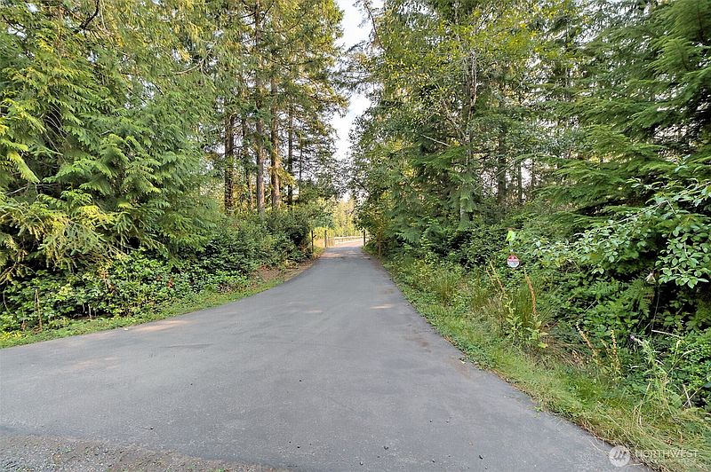 2nd image of 2617 E Harstine Island Road N