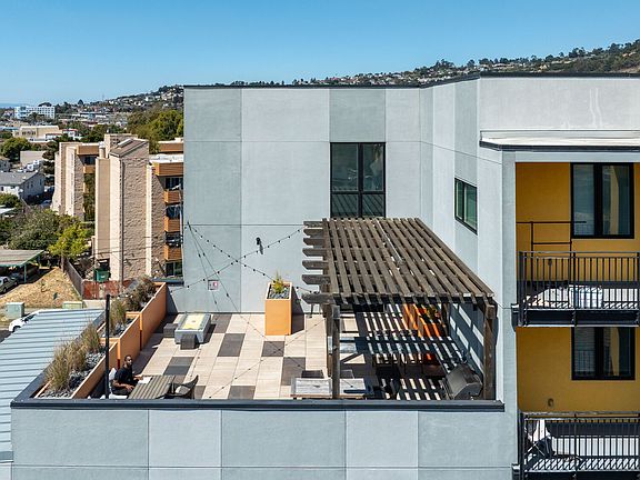 3rd image of 10963 San Pablo Ave #302