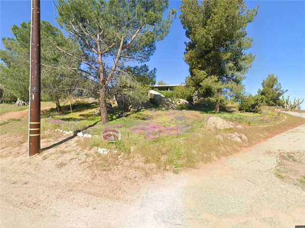 39675 Intrepid Rd, Temecula, CA 92592