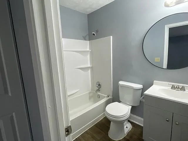 6721 Trafalger Sq — Photo 8