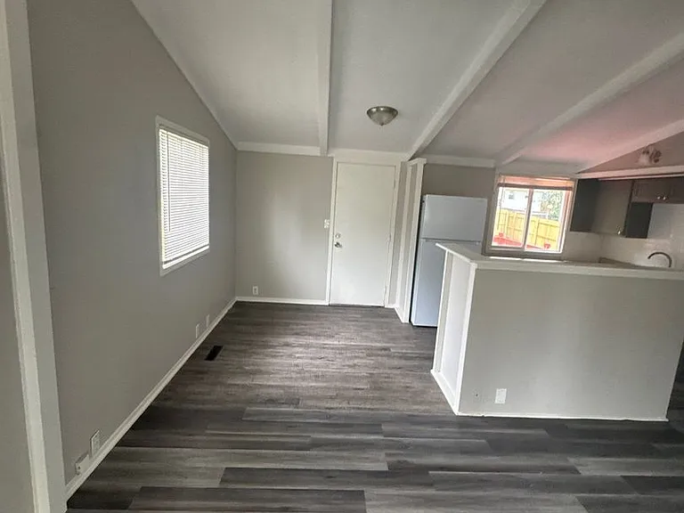 6904 NW 78th St — Photo 31