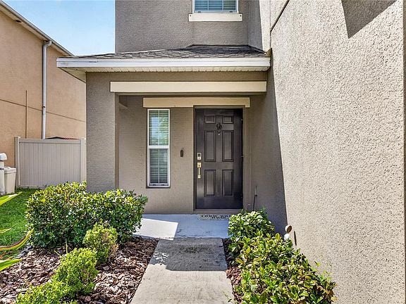 3rd image of 13752 REINDEER CIRCLE
