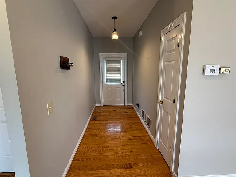 51 Cambridge Cir — Photo 13