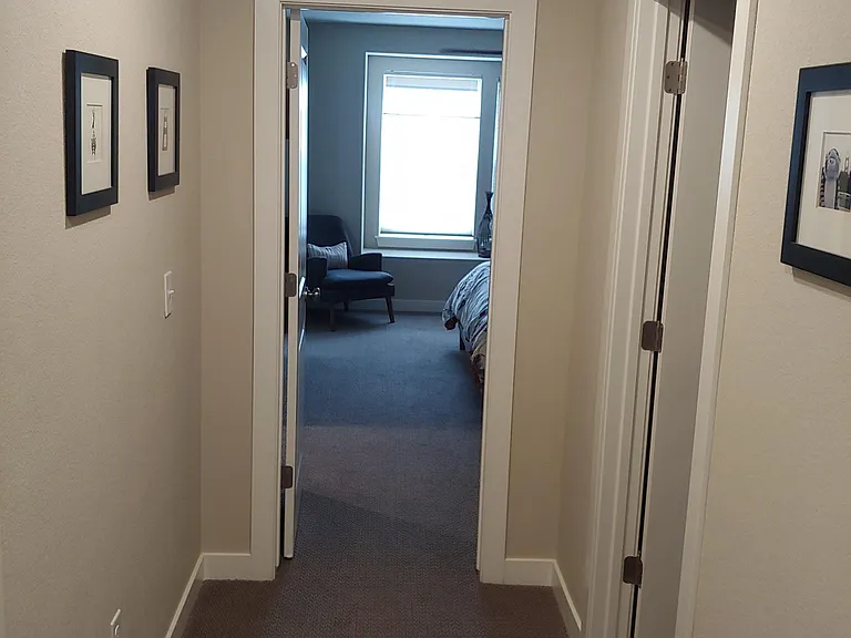 201 W Jamison Ct — Photo 14