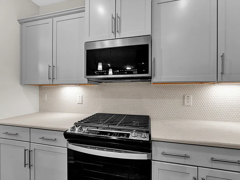 1017 Badlands St — Photo 8
