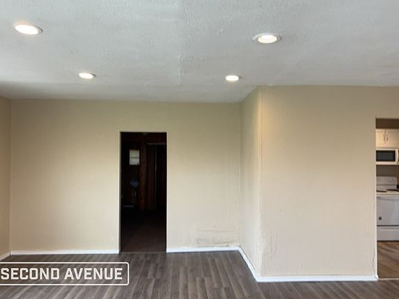 4th image of 400 Sunnymeade Dr