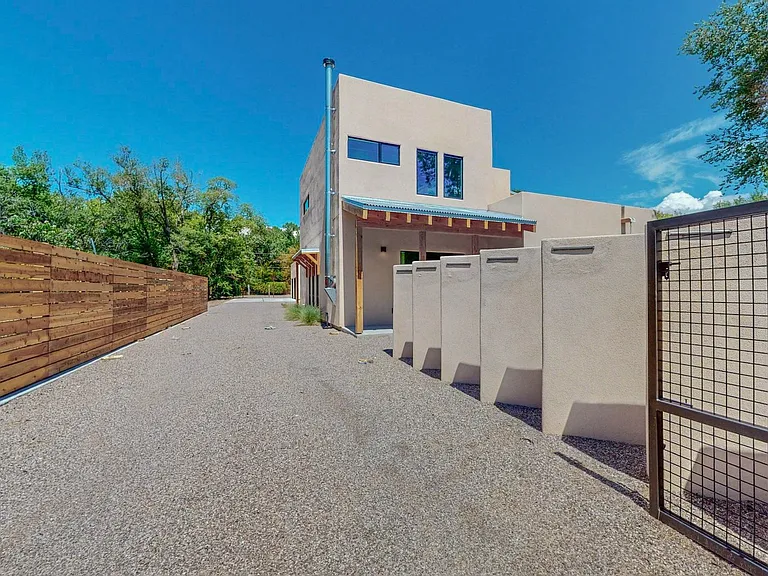 1115 El Pueblo Rd NW — Photo 8