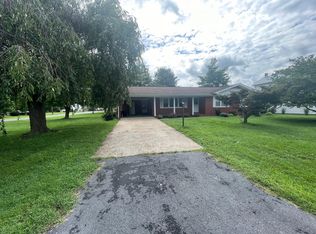 114 Lee Ave, Elkton, VA 22827