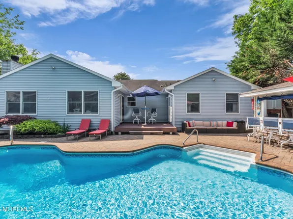 212 Yeoman Road, Manahawkin, NJ 08050