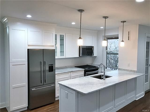 1st image of 565 Broadway APT 3G
