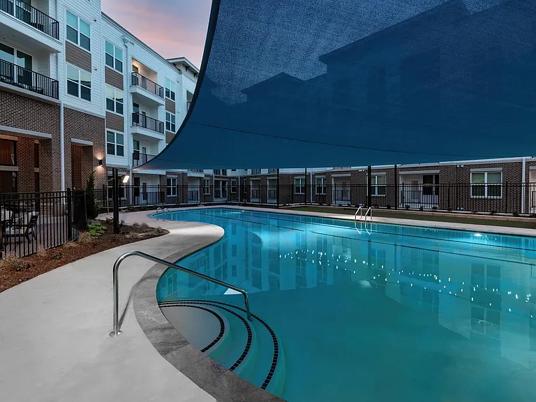 Overture Powers Ferry 55+ Active Adult Apartment Homes — Photo 34