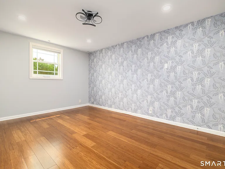 39 Kenilworth Dr W — Photo 10