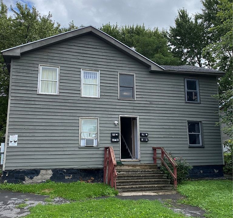 1st image of 408 Bear St