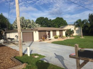 1363 Harbor View Dr, North Fort Myers, FL 33917