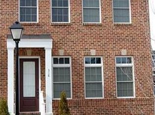 318 Osona Ln, Mars, PA 16046