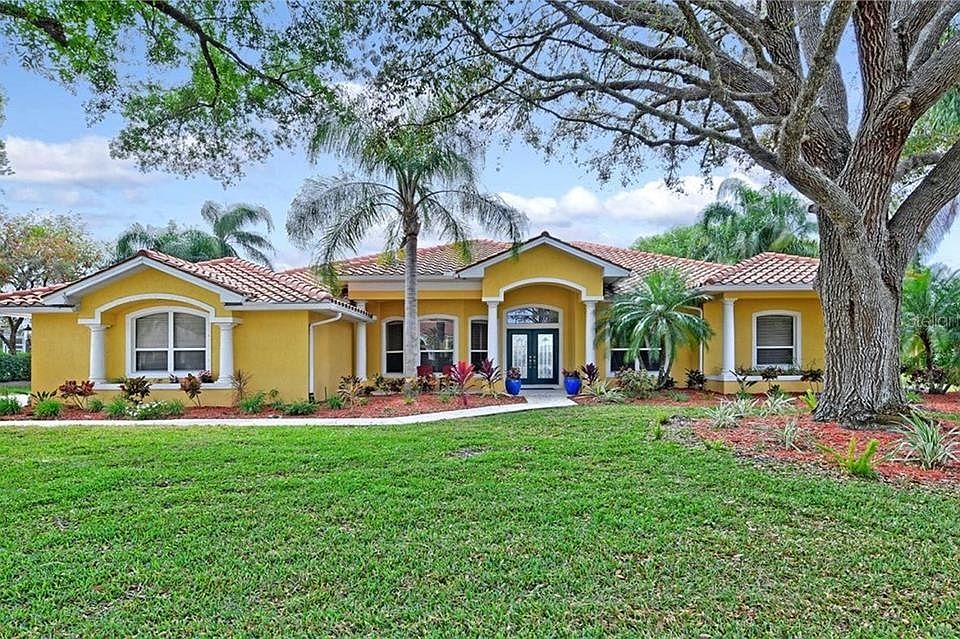 1st image of 8939 Misty Creek Dr