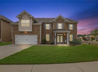 4030 Laurel Falls Dr, Snellville, GA 30039