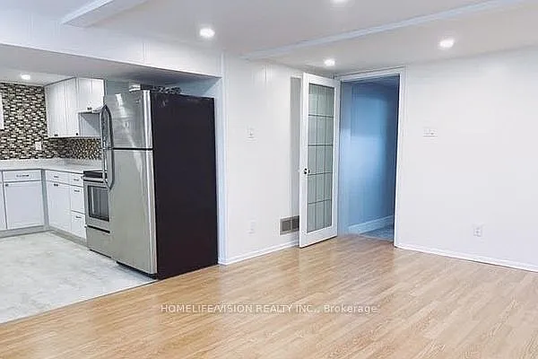 Building Photo - 19 Danube Dr #BASEMENT