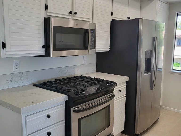 25244 Birch Grove Ln — Photo 11