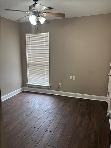 2721 Pakenham Dr — Photo 9