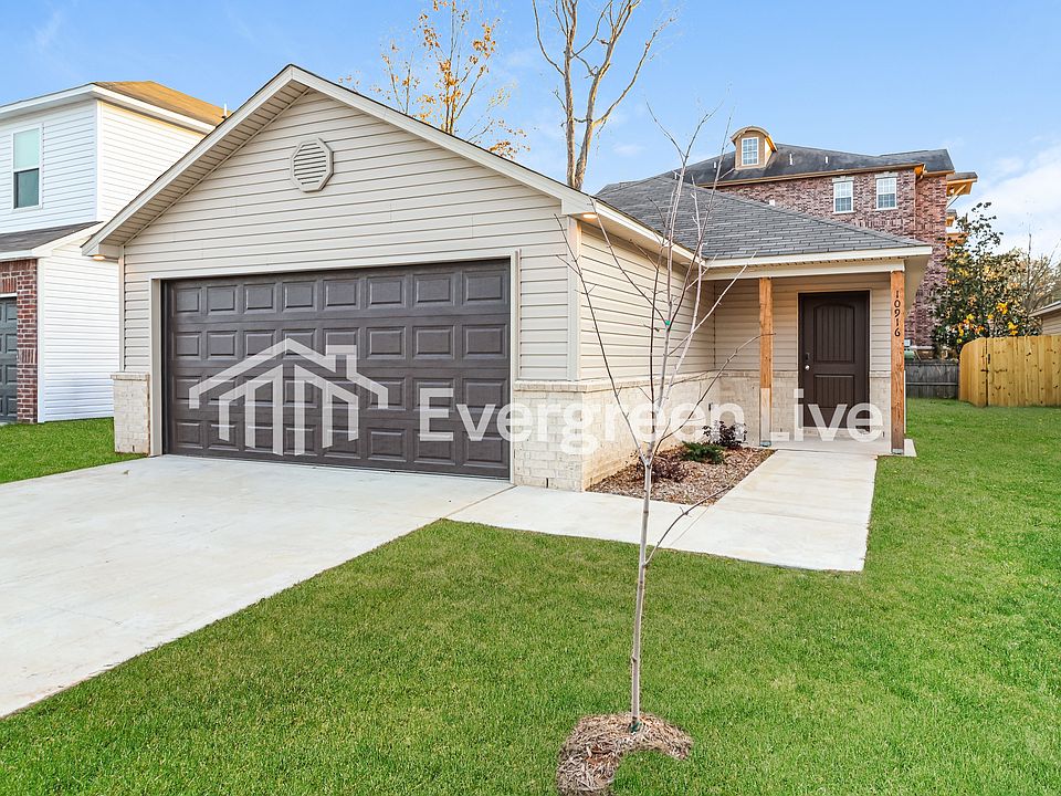 1st image of 10916 Mason Dr