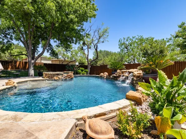 105 Ridge Rd, Sweetwater, TX 79556