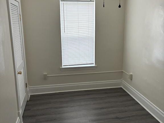 5th image of 4229 4th Ave