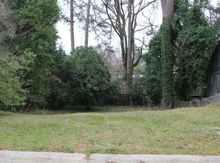 137 Ruth St, Fayetteville, NC 28305