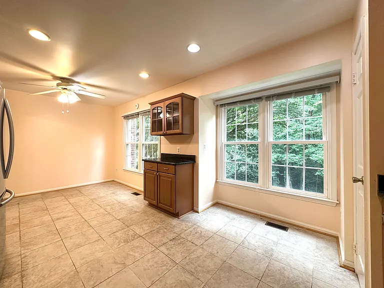 5127 Kenside Ct — Photo 18
