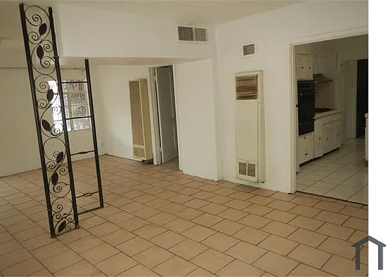 905 Radford St — Photo 5