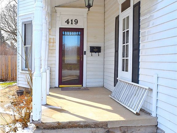 5th image of 419 Riverside Dr