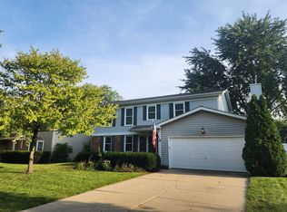 763 Concord Dr, Crystal Lake, IL 60014