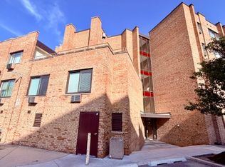 5348 N Cumberland Ave APT 300, Chicago, IL 60656