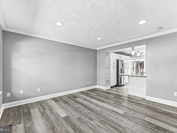 3rd image of 7803 W Shore Rd