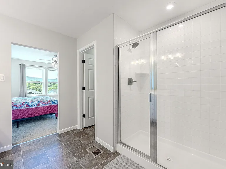 324 Cedar Spring Dr — Photo 25