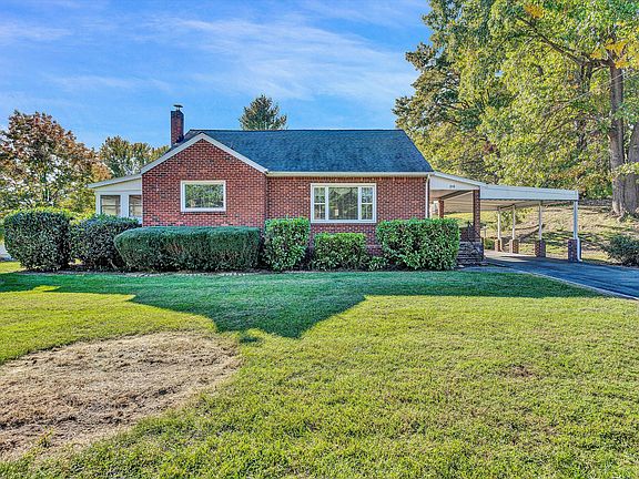 2nd image of 3918 Hawley Dr