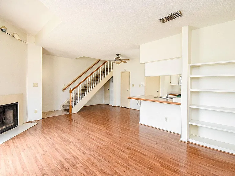 7575 Cambridge St #1004 — Photo 4