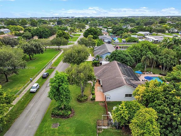 3rd image of 16330 SW 282nd St