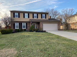 5731 Breezewood Dr, Cincinnati, OH 45248
