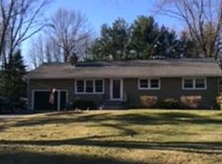 15 Windmill Ct, Ballston Lake, NY 12019