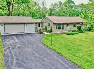 W153S6609 Lawndale Pl, Muskego, WI 53150