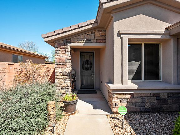 2nd image of 2448 N Expedition Ln