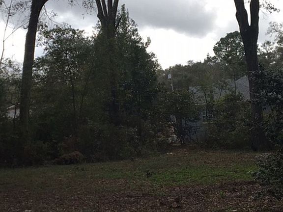 4th image of Hawthorne Pl