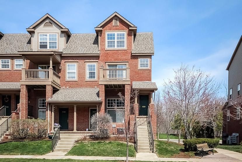 1st image of 2843 Barclay Way #131