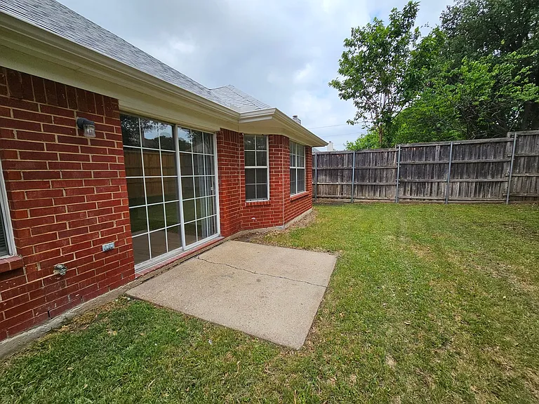 4320 Palmdale Dr — Photo 41