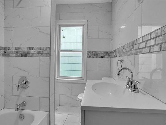 5th image of 767 West Ave APT 4