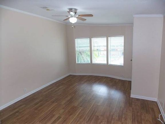 5th image of 1739 Balsam Ave