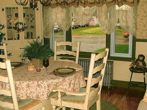 Dining Room With built in Hutches