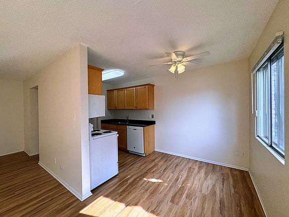 5th image of 1480 Randolph Ave APT 202